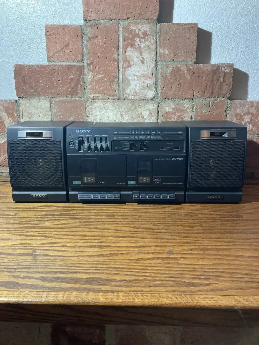 Sony CFS-W350 Dual 📻 Cassette AM/FM Radio Boombox Recorder